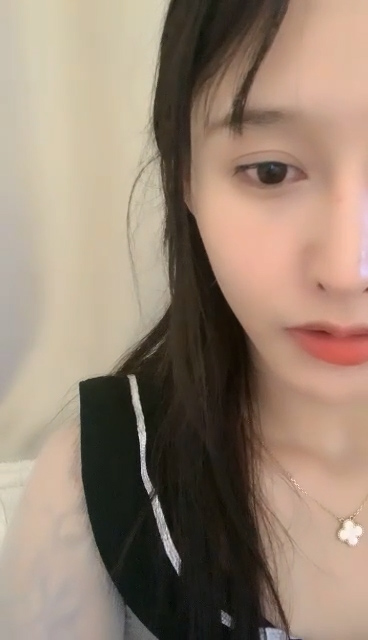 [直播] 近期最火的女神 【樱桃】 舞蹈专业出身 明星级别颜值 极品美乳 小逼逼真干净  7..