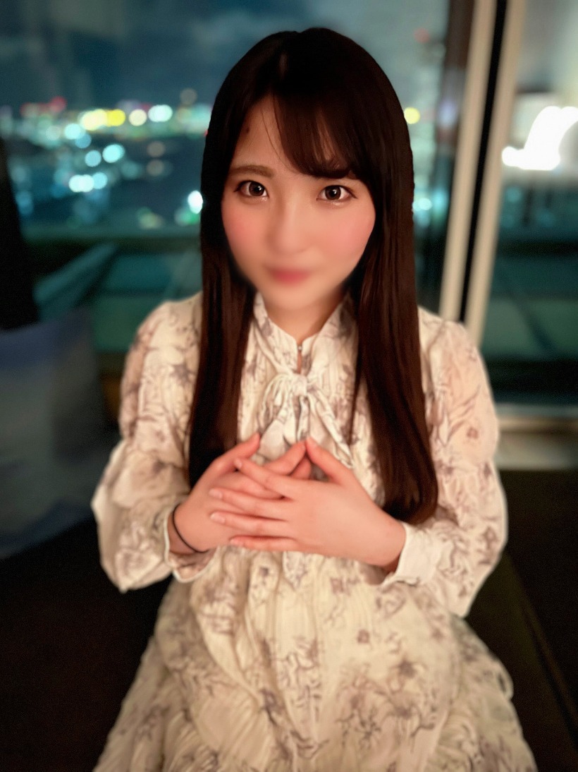FC2精品无码PPV-3037413 【完全顔出し】【天真爛漫娘の初中出し?】純粋無垢な不思議ちゃんをホテル2に..